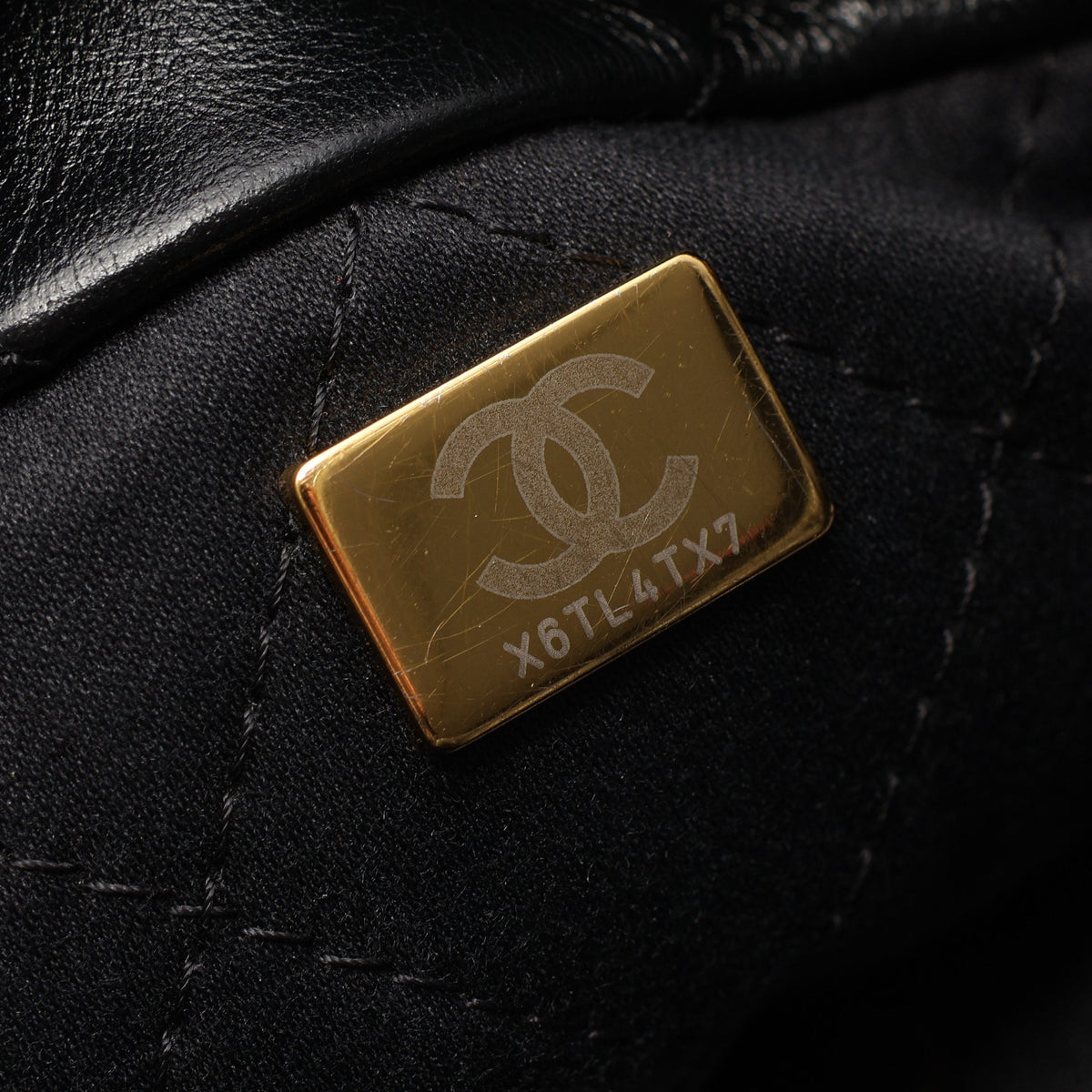 CHANEL 22 ミニ 2WAY チェーンショルダーバッグ レザー ブラック ゴールド金具 シャネル