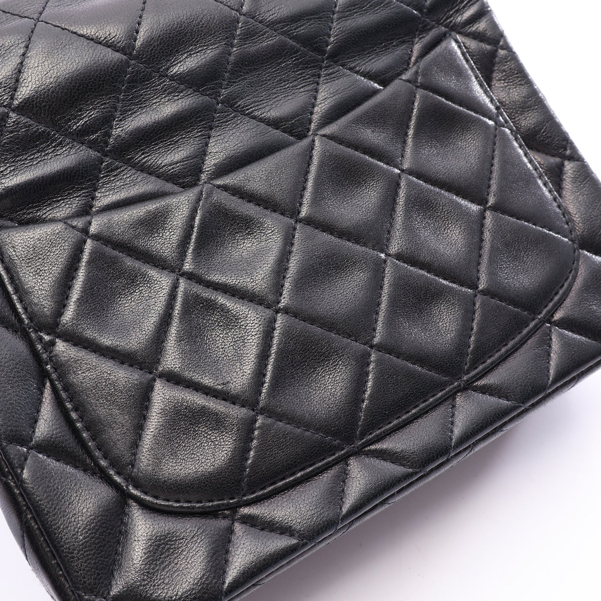 ミニマトラッセ チェーンショルダーバッグ ラムスキン ブラック ゴールド金具 シャネル バッグ CHANEL