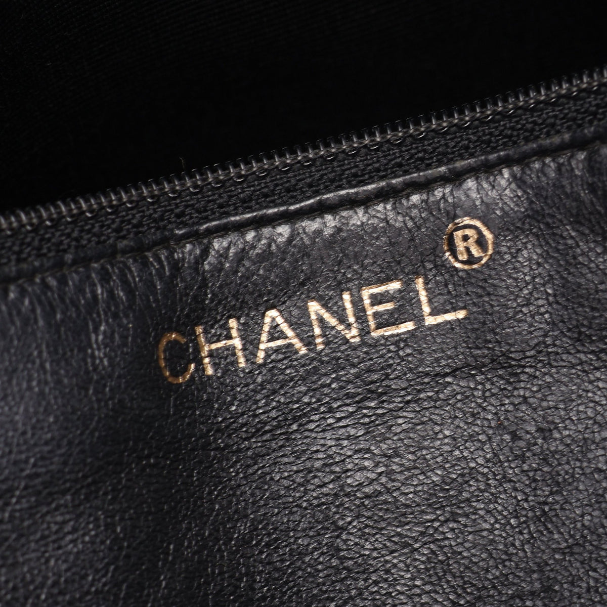 マトラッセ チェーンショルダーバッグ チェーントートバッグ キャビアスキン ブラック ゴールド金具 シャネル バッグ CHANEL