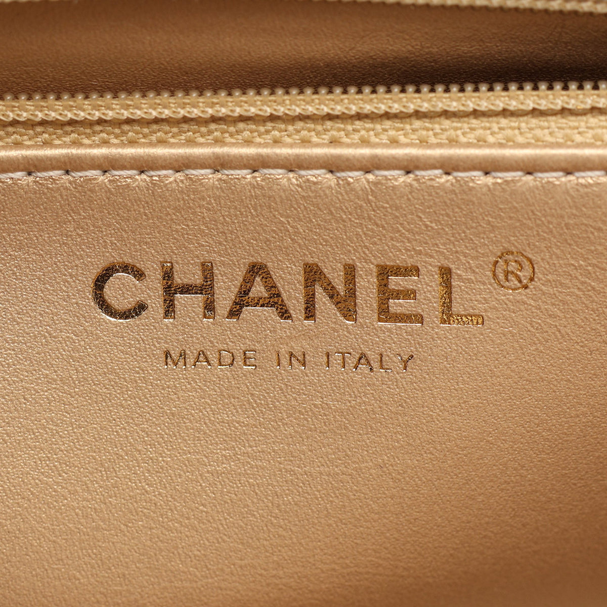 マトラッセ フラップ チェーンショルダーバッグ ラムスキン ブラック ゴールド金具 シャネル バッグ CHANEL
