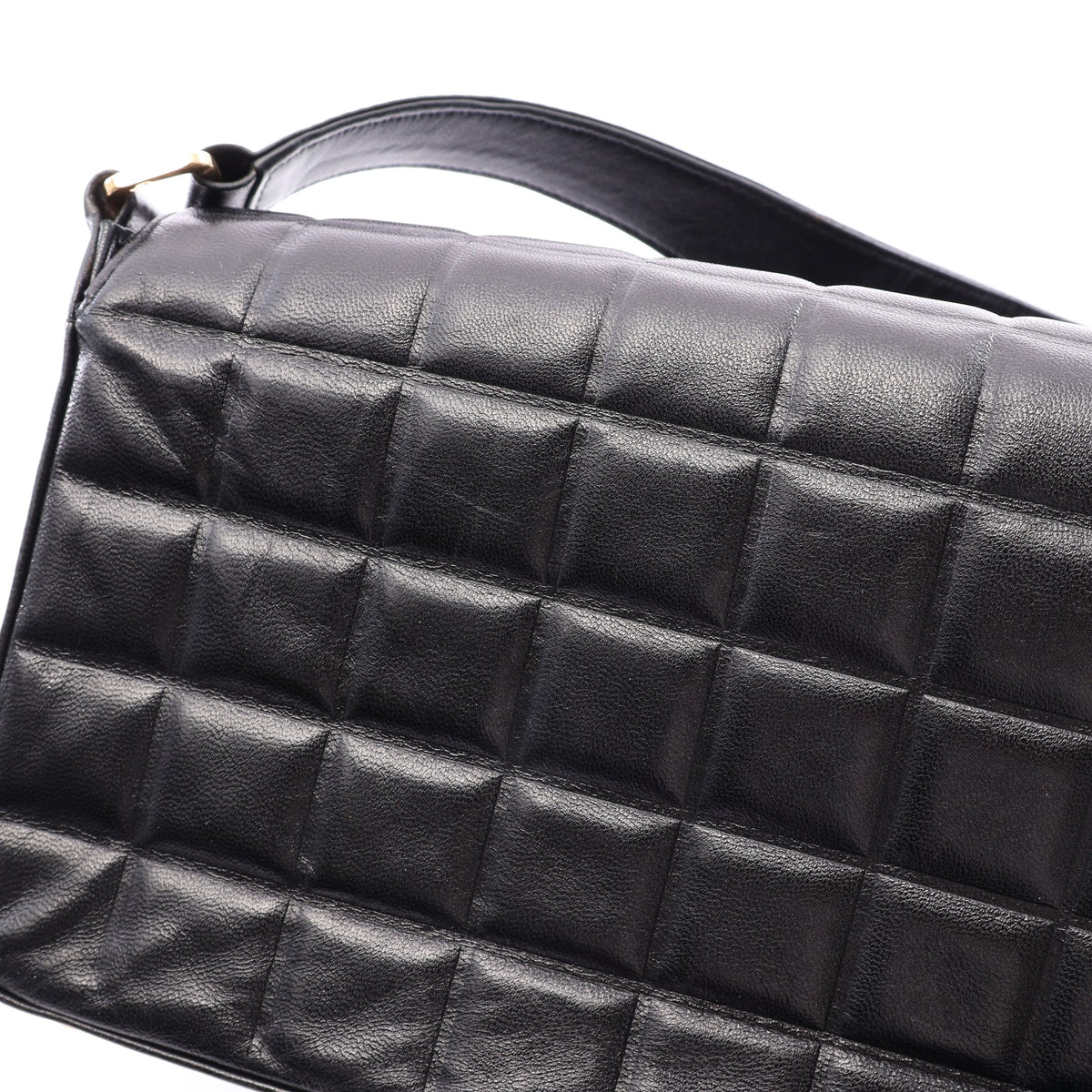 チョコバー ショルダーバッグ ラムスキン ブラック ゴールド金具 シャネル バッグ CHANEL