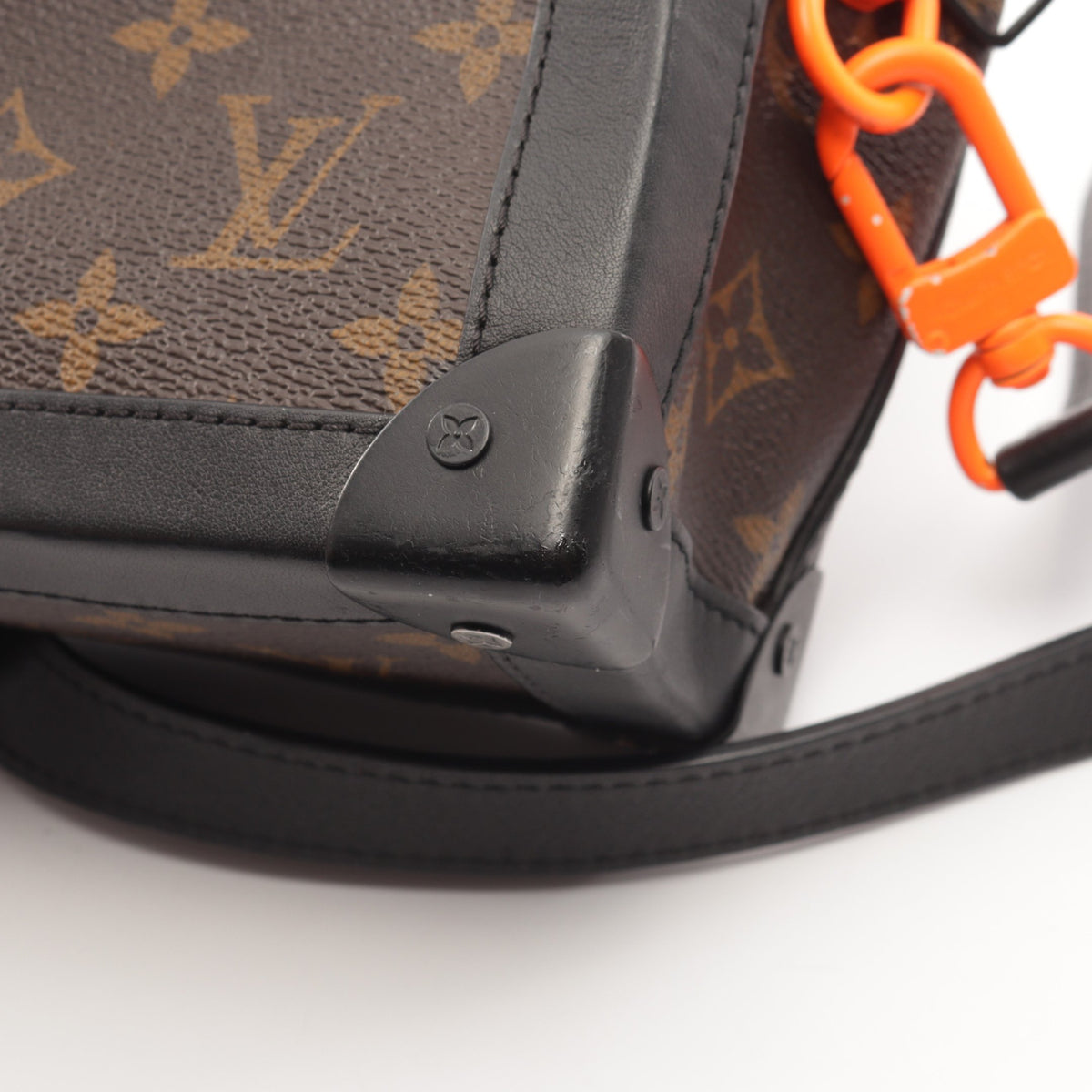 ソフトトランク モノグラムソーラーレイ ショルダーバッグ PVC レザー ブラウン ブラック ルイヴィトン バッグ LOUIS VUITTON