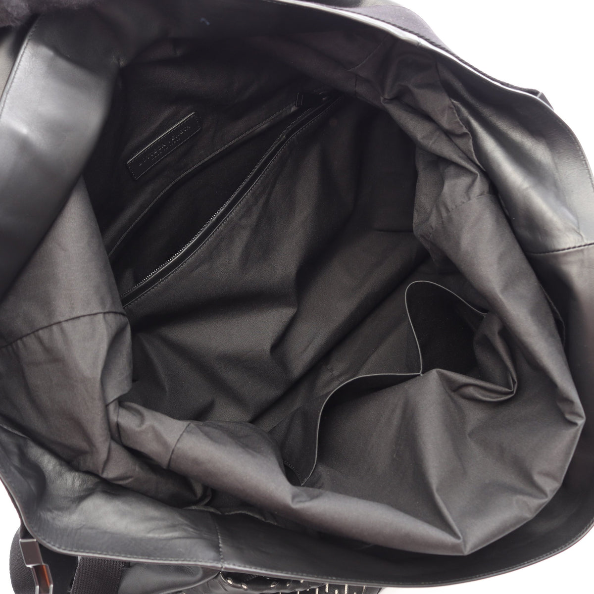 PERFORATED パーフォレイテッド メッセンジャーバッグ ショルダーバッグ レザー ブラック ボッテガヴェネタ バッグ BOTTEGA VENETA