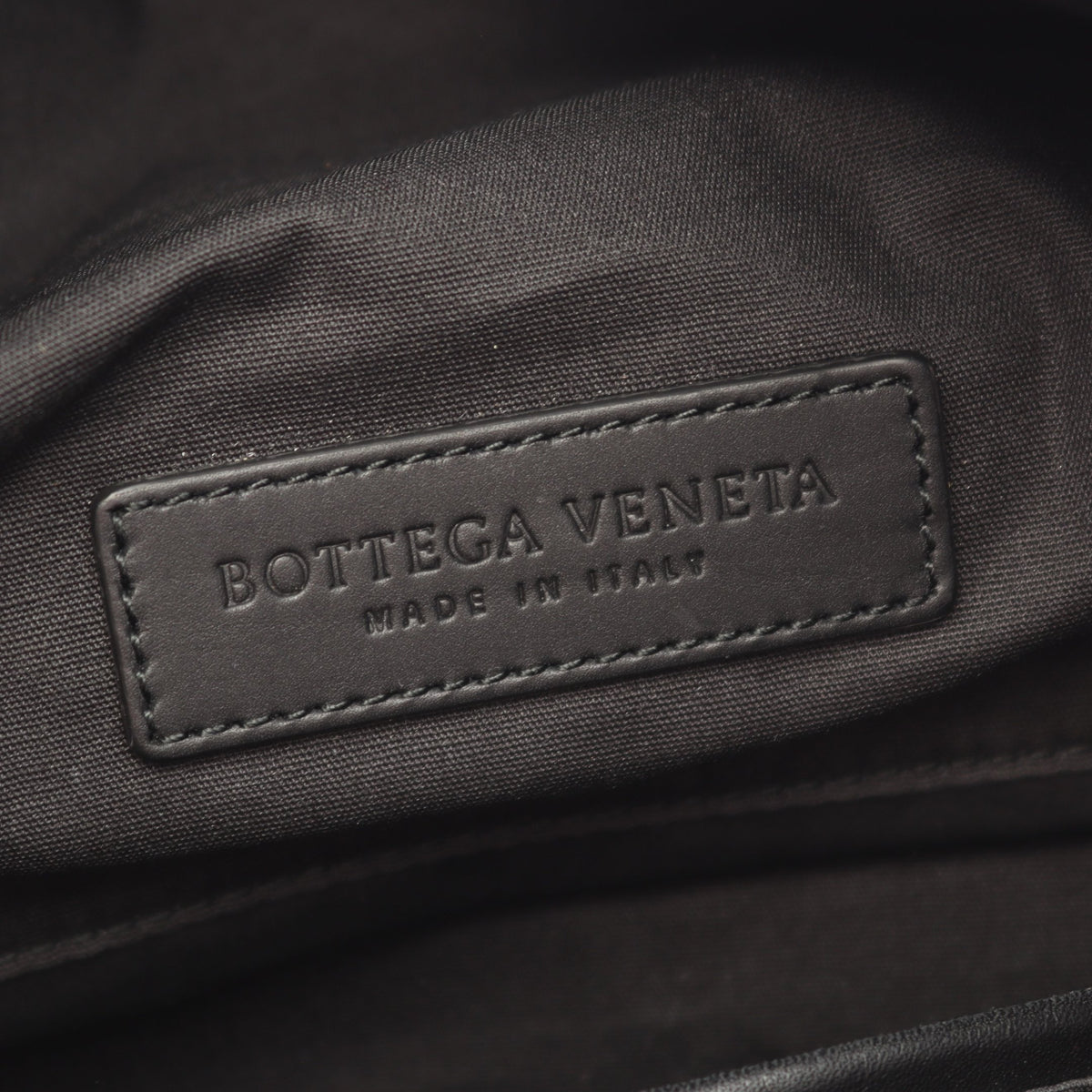 PERFORATED パーフォレイテッド メッセンジャーバッグ ショルダーバッグ レザー ブラック ボッテガヴェネタ バッグ BOTTEGA VENETA