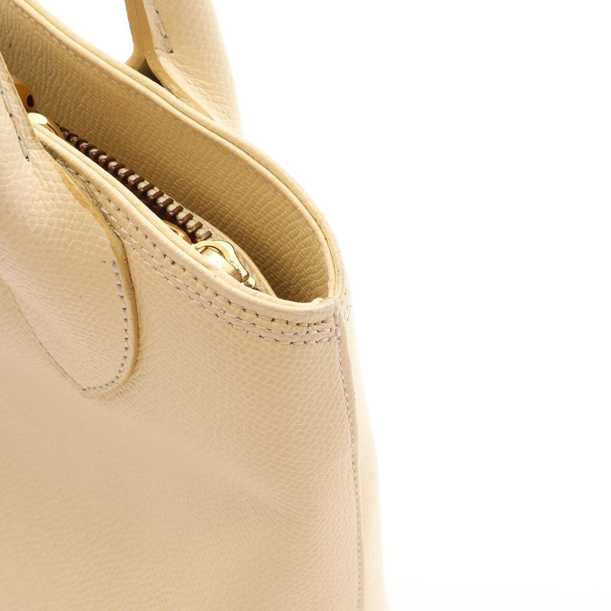 タッセル Vロゴ ハンドバッグ レザー アイボリー ヴァレンティノ バッグ VALENTINO
