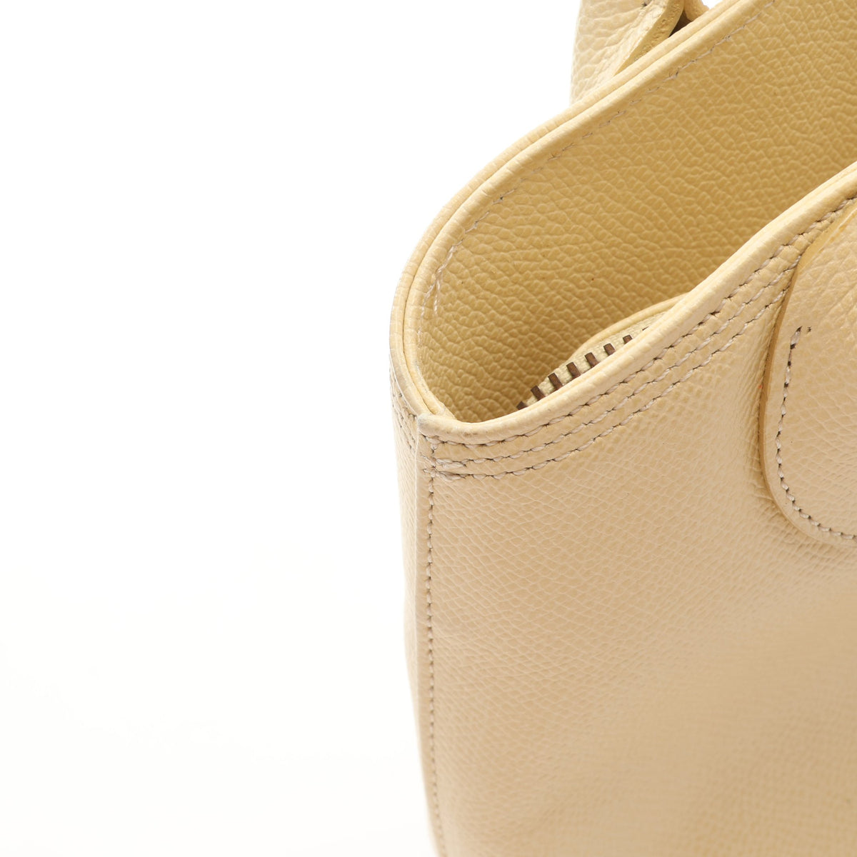 タッセル Vロゴ ハンドバッグ レザー アイボリー ヴァレンティノ バッグ VALENTINO
