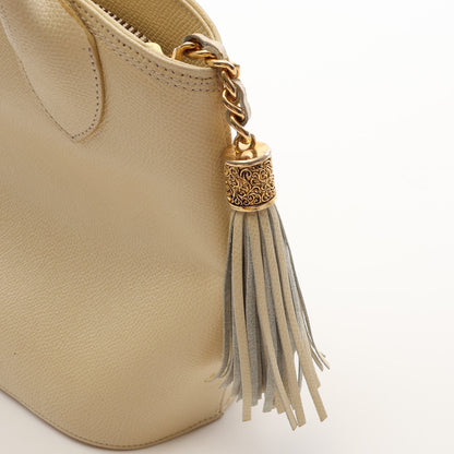タッセル Vロゴ ハンドバッグ レザー アイボリー ヴァレンティノ バッグ VALENTINO