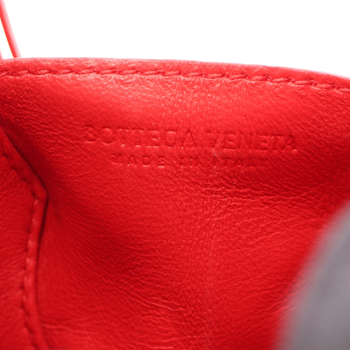 ワール クラッチバッグ レザー レッド ボッテガヴェネタ バッグ BOTTEGA VENETA
