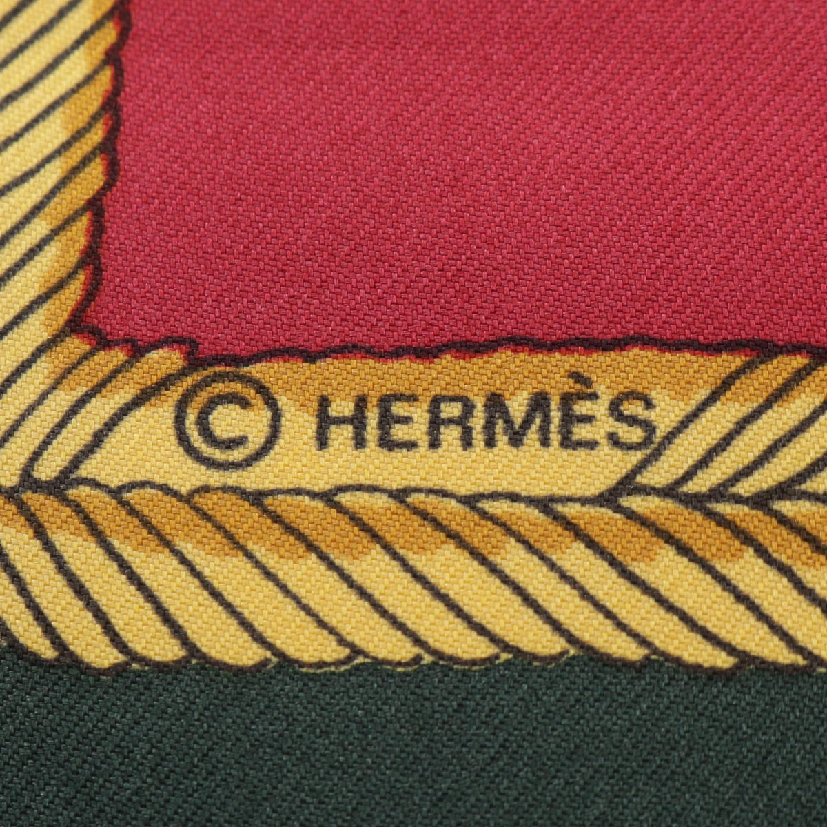 エルメス カレ90 Les Armes de Paris スカーフ レッド系 グリーン系 マルチカラー シルク 財布・小物 HERMES