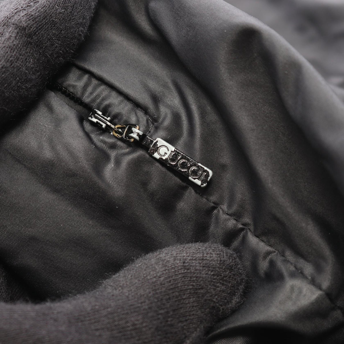 グッチ フード付き レースアップ アノラックパーカー その他ジャケット ブラック系 アウター GUCCI