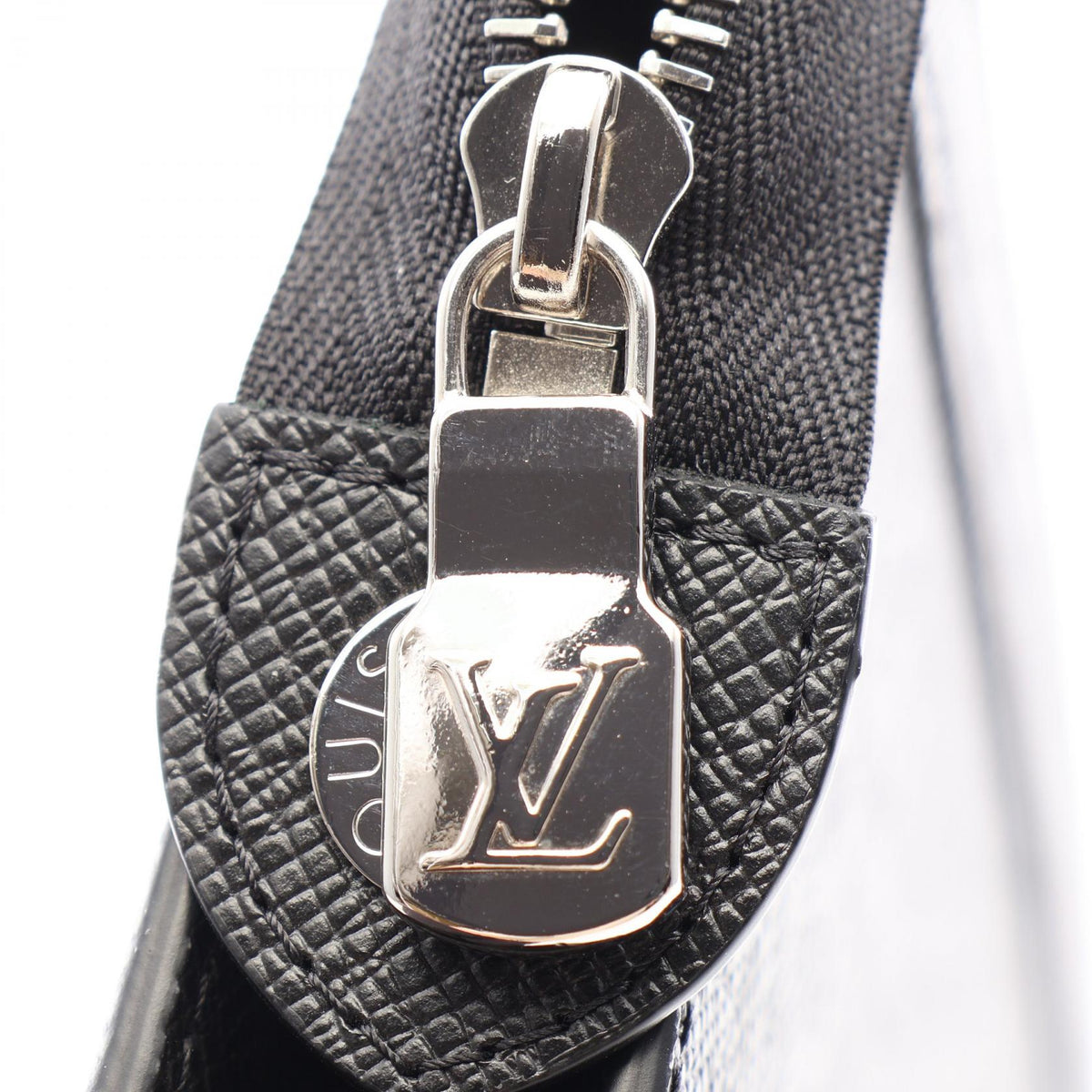 ルイ・ヴィトン ポシェット ヴォワヤージュ セカンドバッグ クラッチバッグ ブラック系 ノワール バッグ LOUIS VUITTON