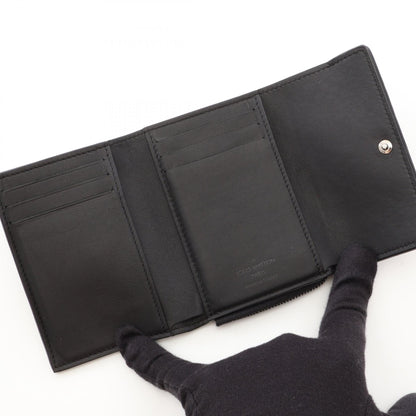 ルイ・ヴィトン ポルトフォイユパイロット 三つ折り財布 ブラック系 ノワール 財布・小物 LOUIS VUITTON