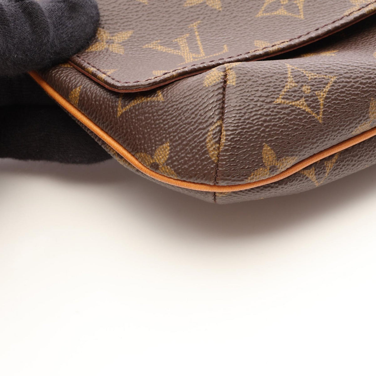 ルイ・ヴィトン ミュゼットタンゴ ショートストラップ ショルダーバッグ ブラウン系 バッグ LOUIS VUITTON