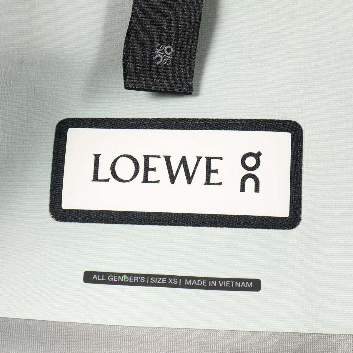 ロエベ LOEWE × On Parka その他コート グリーン系