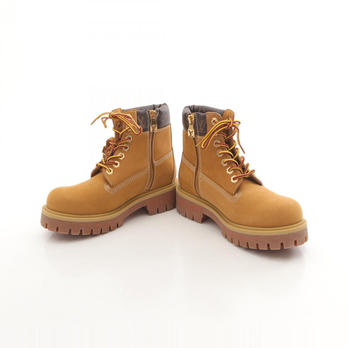 ルイ・ヴィトン LV × Timberland 6-IN ブーツ ベージュ系 ブラウン系 ベージュ