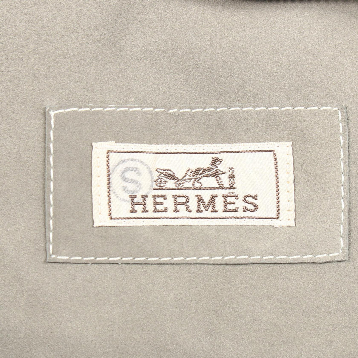 エルメス セリエボタン 革ジャン グレー系