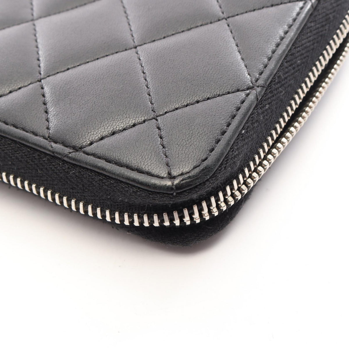シャネル マトラッセ ラウンド長財布 ブラック系 財布・小物 CHANEL