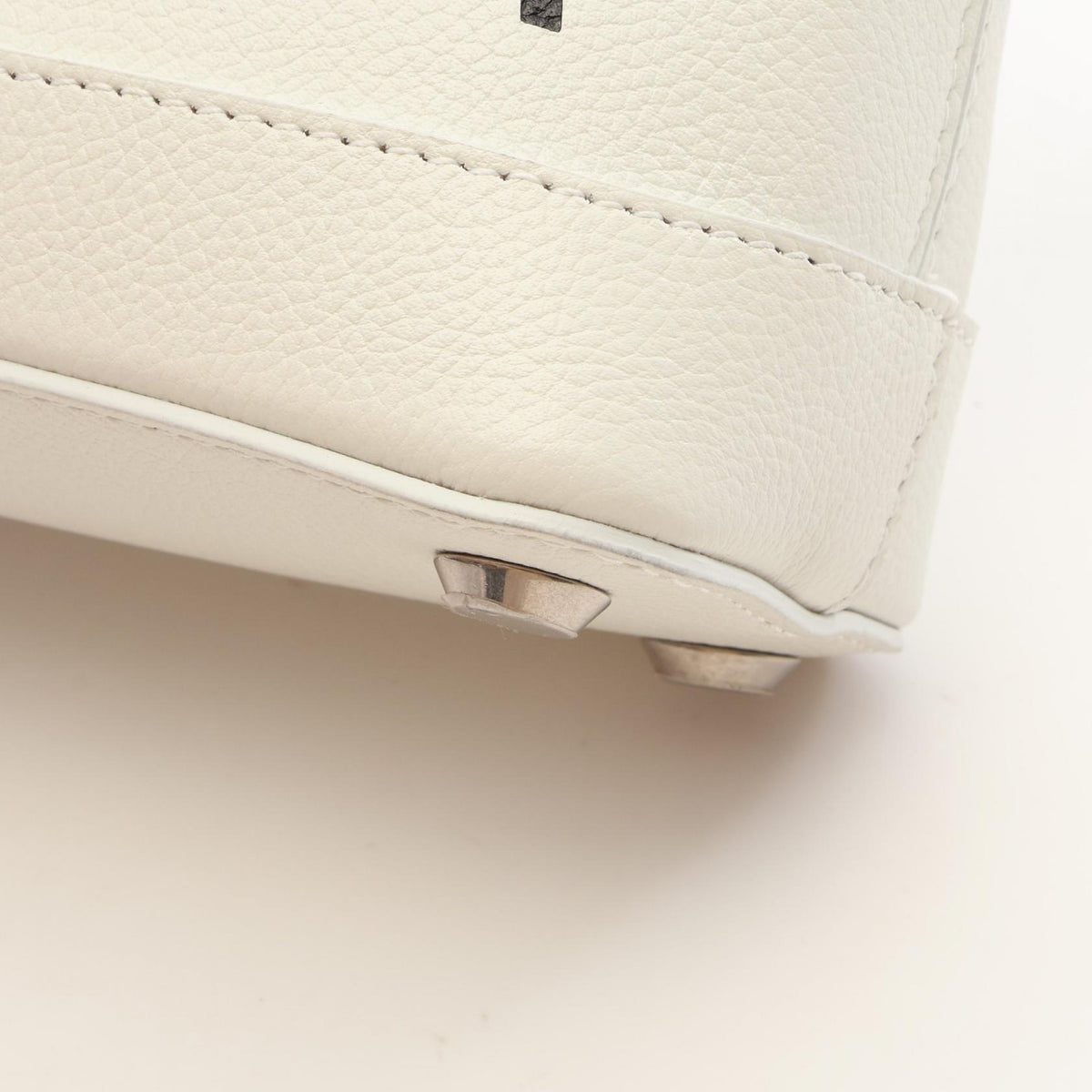 バレンシアガ VILLE TOP HANDLE XXS ヴィルトップハンドル 2WAY ハンドバッグ ホワイト系 バッグ BALENCIAGA