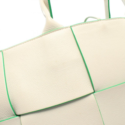 ボッテガヴェネタ アルコ マキシイントレチャート トートバッグ ホワイト系 グリーン系 バッグ BOTTEGA VENETA