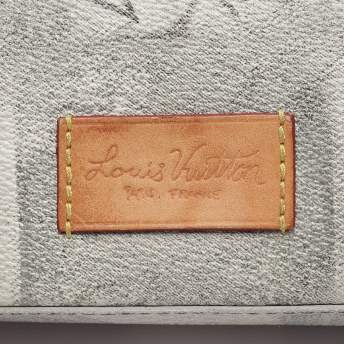 ルイ・ヴィトン トリオ メッセンジャー ダミエソルト ショルダーバッグ グレー系 グレー バッグ LOUIS VUITTON