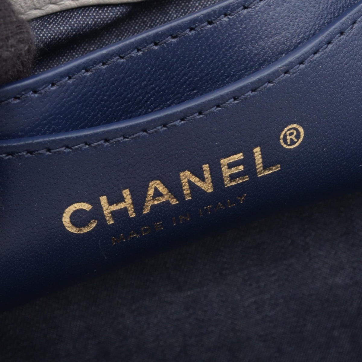 シャネル マトラッセ ショルダーバッグ ホワイト系 バッグ CHANEL