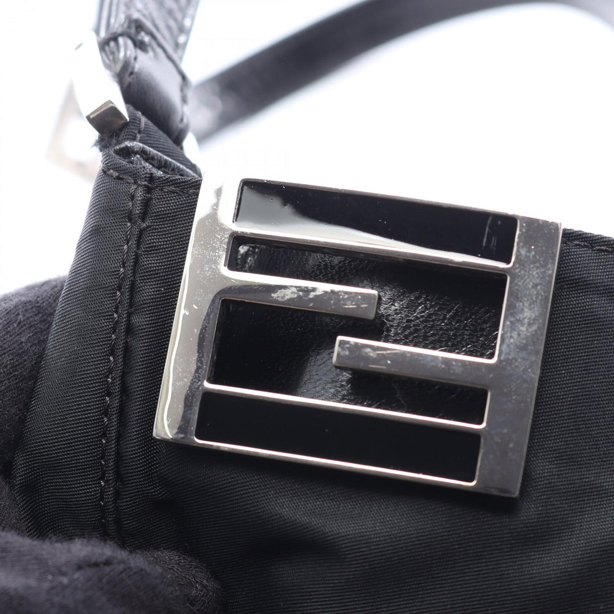 フェンディ FF金具 ショルダーバッグ ブラック系 バッグ FENDI