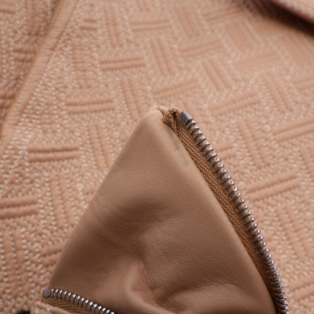 エルメス 幾何学模様 革ジャン ベージュ系 アウター HERMES