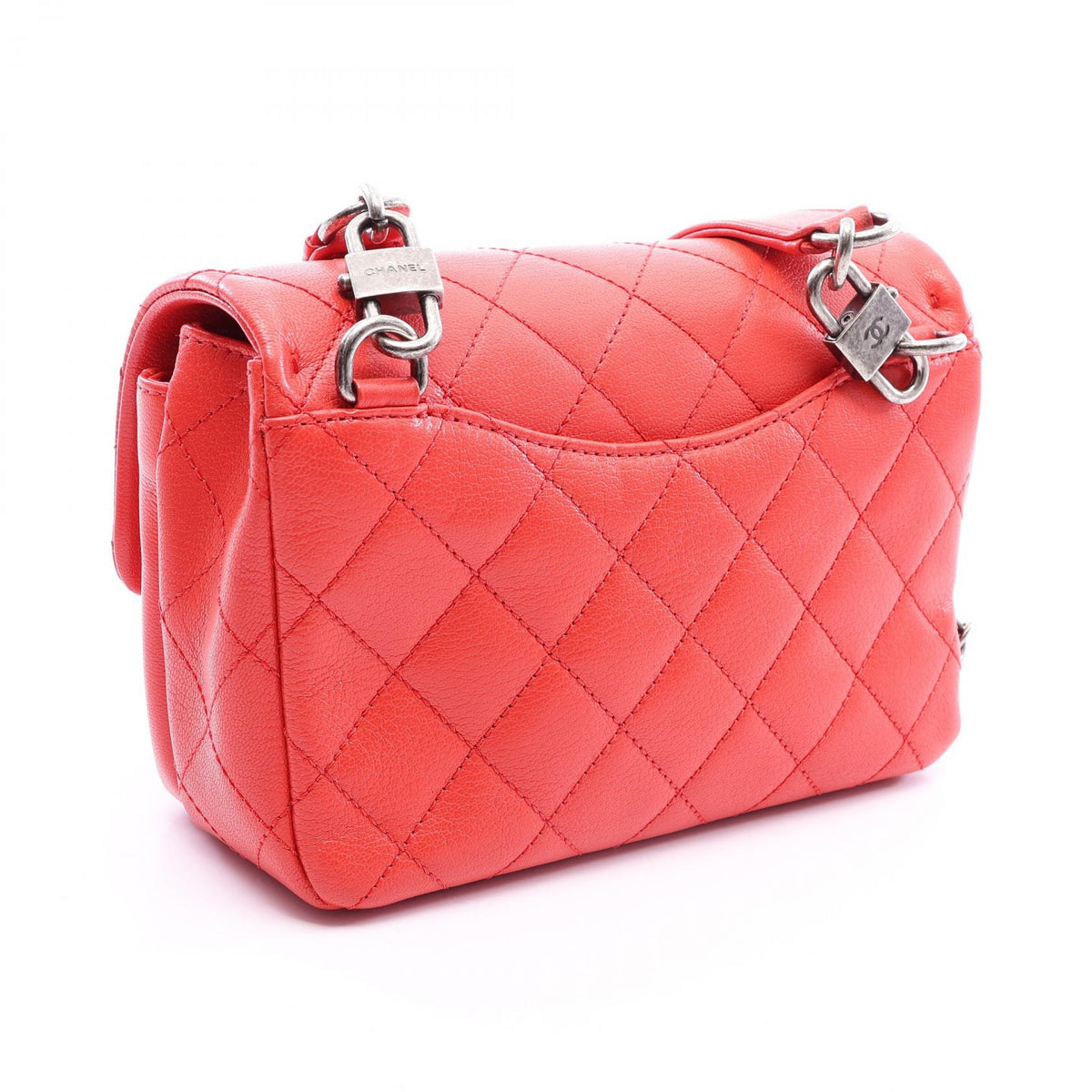 シャネル マトラッセ ショルダーバッグ レッド系 バッグ CHANEL