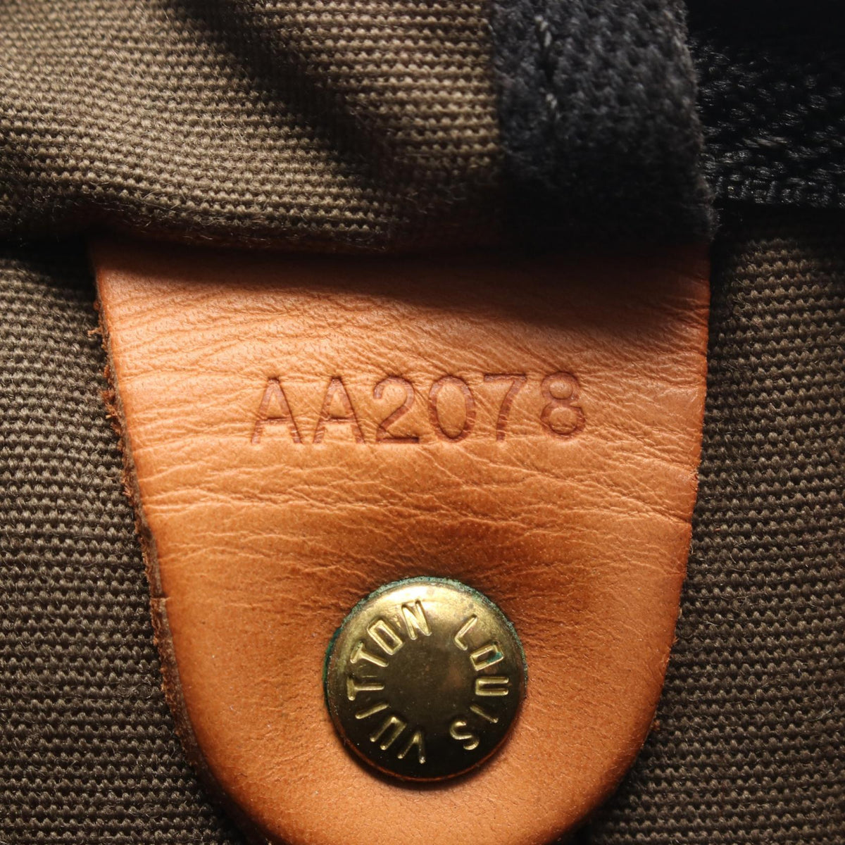 ルイ・ヴィトン LV × TM スピーディ35 モノグラモフラージュ ハンドバッグ カーキ系 ブラウン系 ブラック系 バッグ LOUIS VUITTON