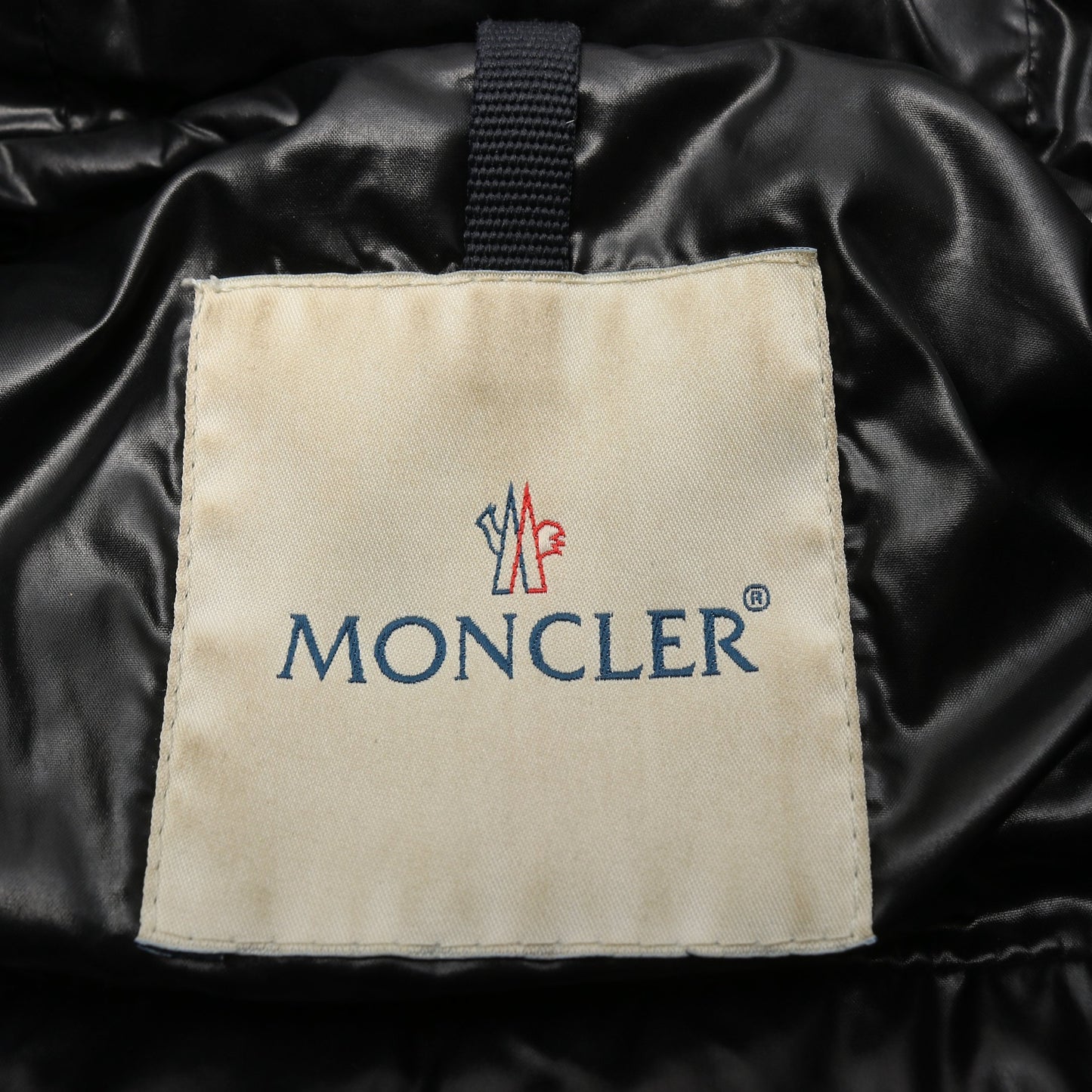 CHARENTE ダウンジャケット ナイロン ブラック フード付き モンクレール アウター MONCLER