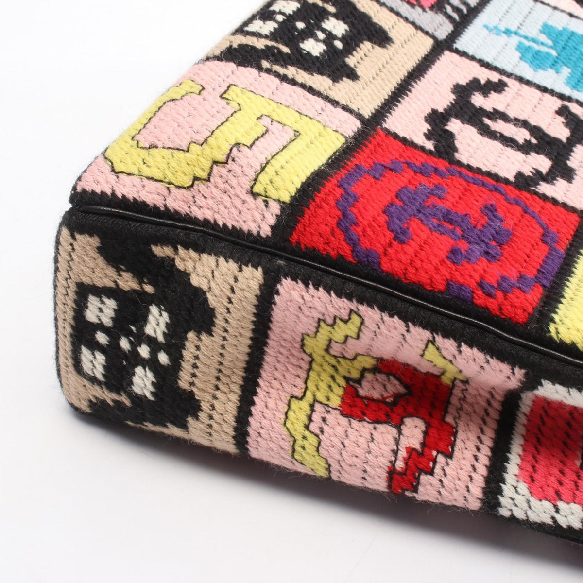 シャネル アイコン ショルダーバッグ ブラック系 マルチカラー バッグ CHANEL