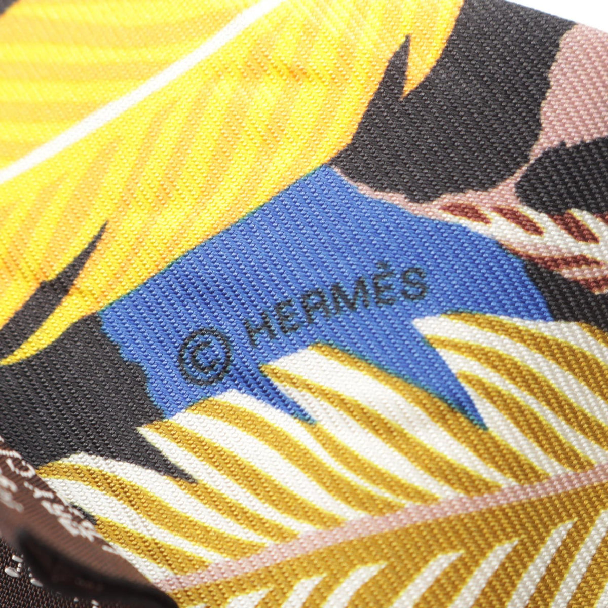 エルメス ツイリー JAGUAR QUETZAL リボン スカーフ ブラウン系 マルチカラー シルク 財布・小物 HERMES