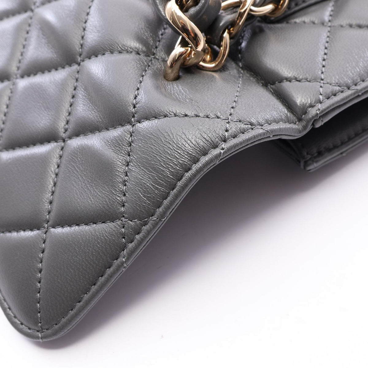 シャネル マトラッセ フラップ 2WAY ショルダーバッグ グレー系 バッグ CHANEL