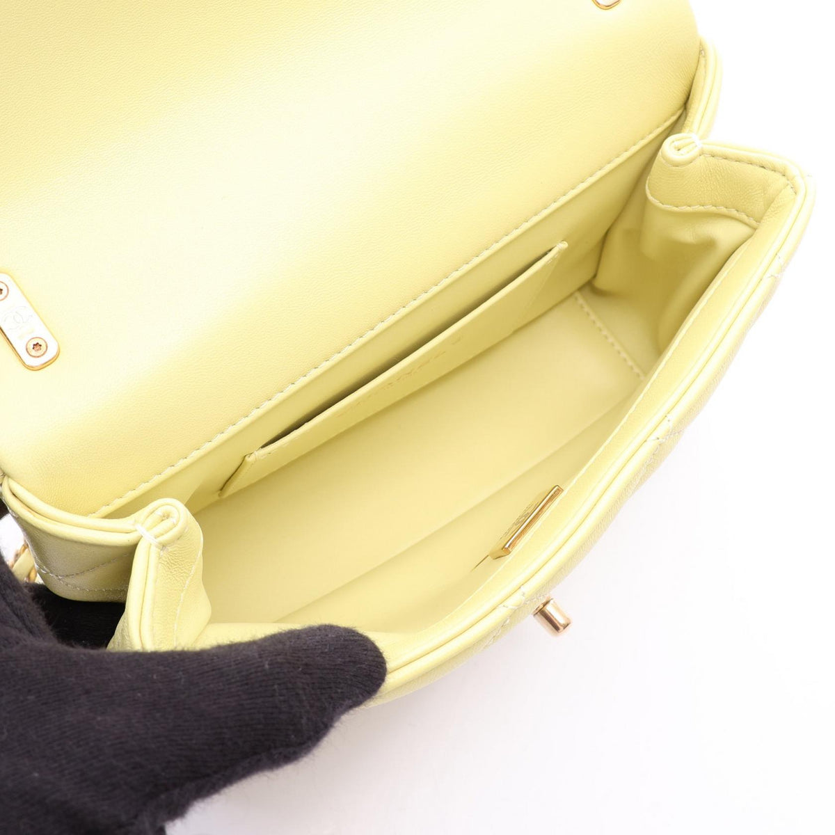 シャネル マトラッセ 2WAY ショルダーバッグ イエロー系 バッグ CHANEL