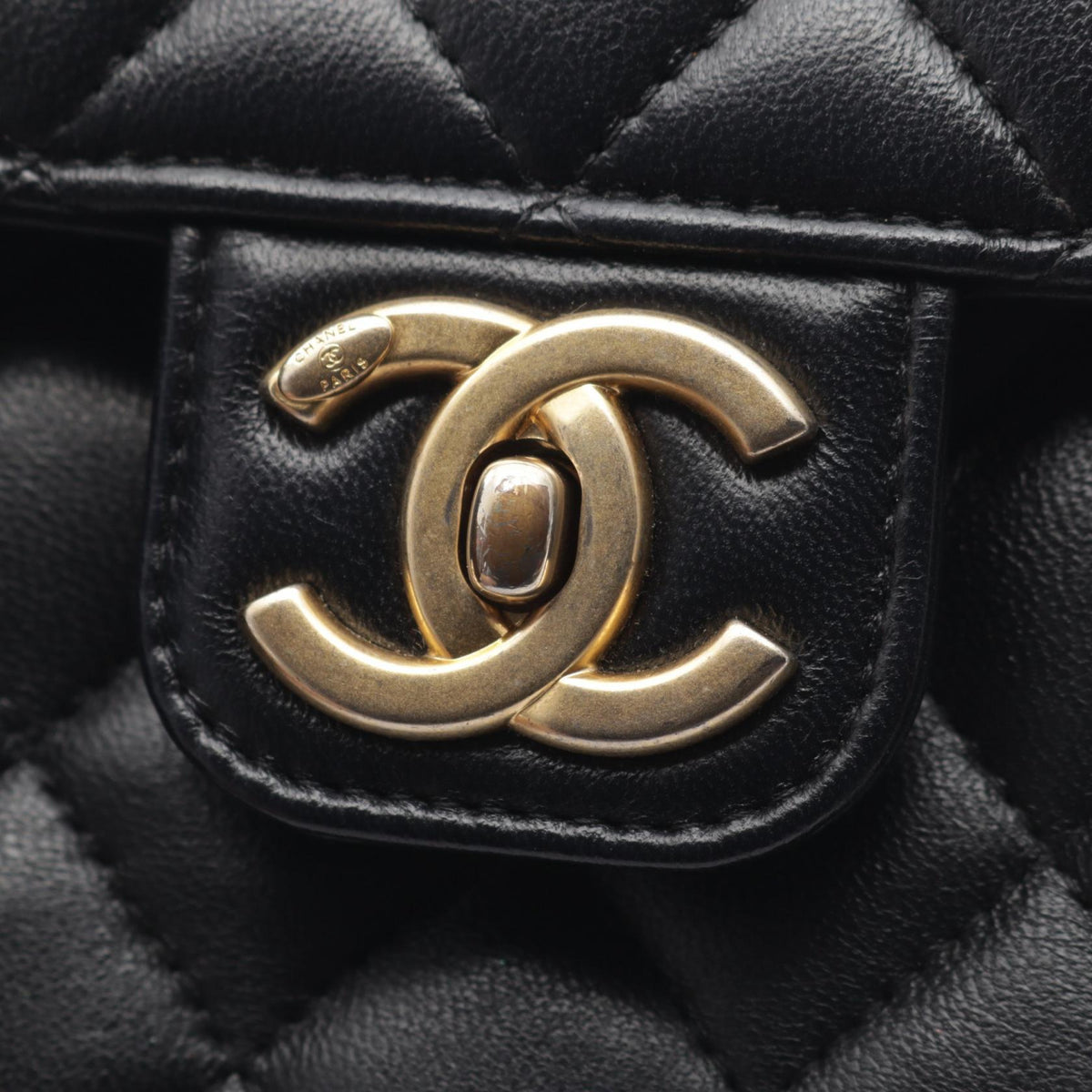 シャネル マトラッセ ショルダーバッグ ブラック系 バッグ CHANEL