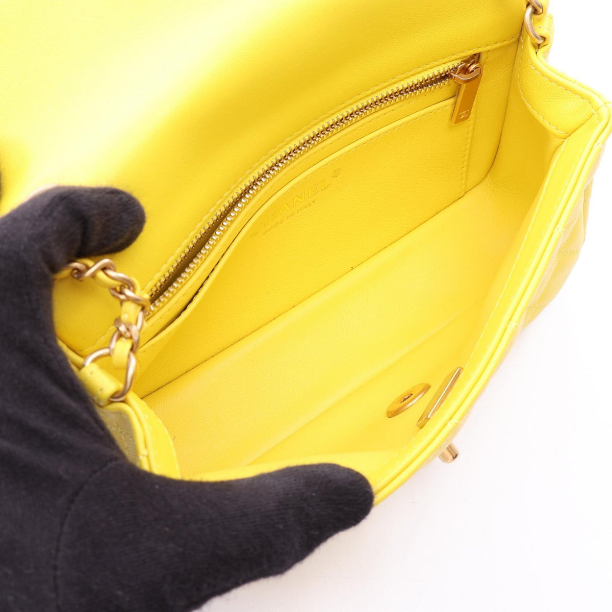 シャネル マトラッセ ミニ フラップバッグ ショルダーバッグ イエロー系 バッグ CHANEL