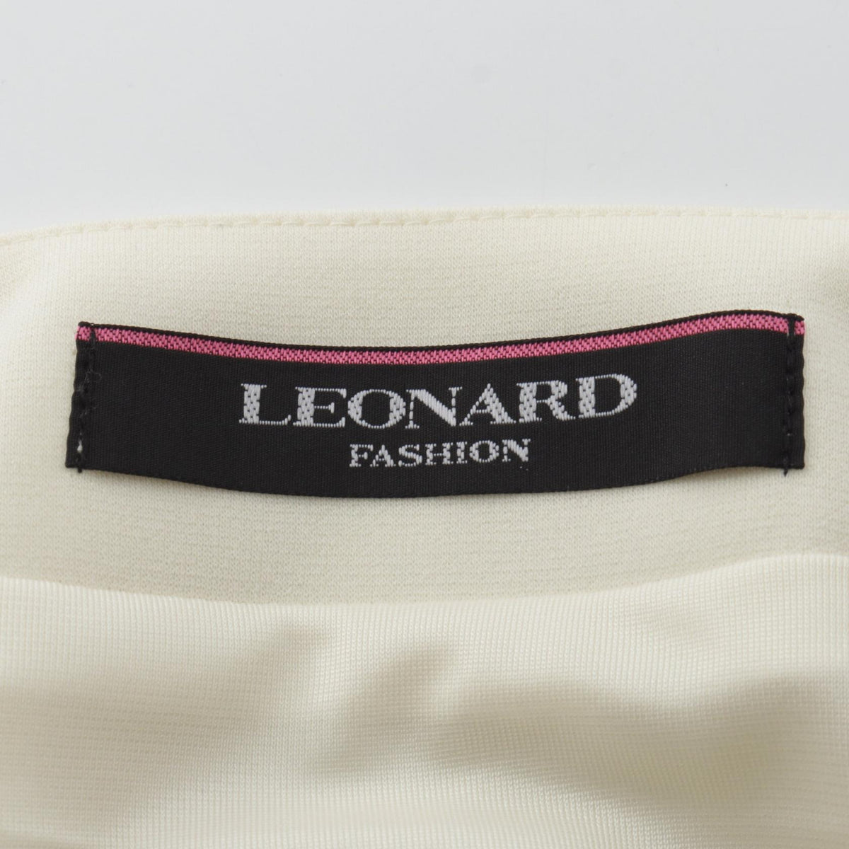 レオナール スカート アイボリー系 ボトムス LEONARD