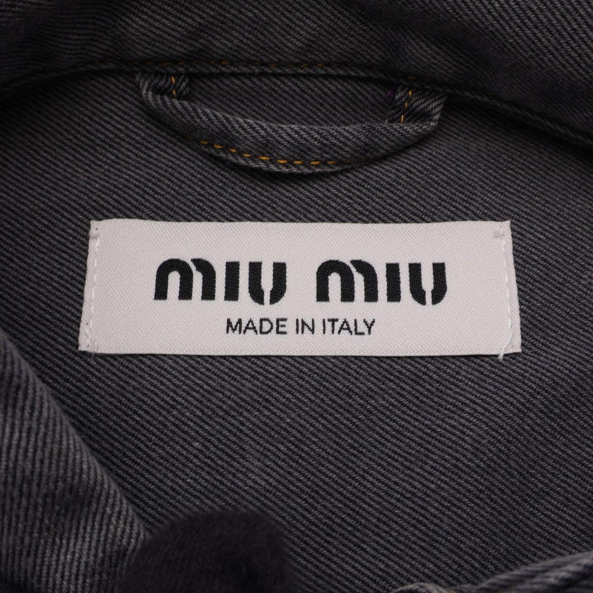 ミュウ ミュウ クロップドシャンプレーシャツ ウォッシュ加工 カットオフ その他トップス グレー系 トップス MIU MIU