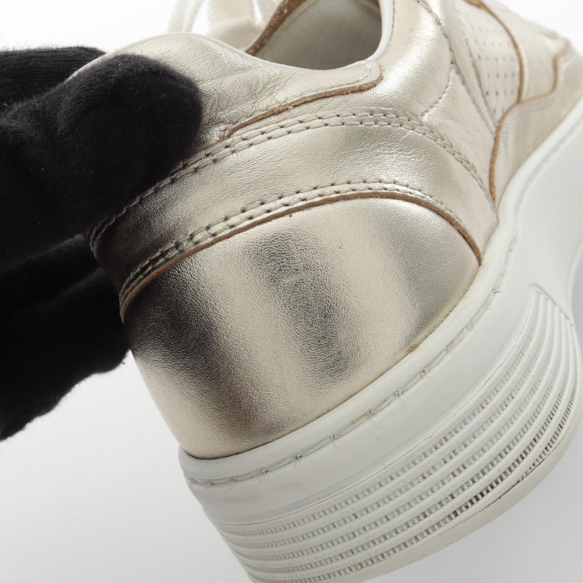 シャネル ココマーク スニーカー ゴールド系 シューズ CHANEL