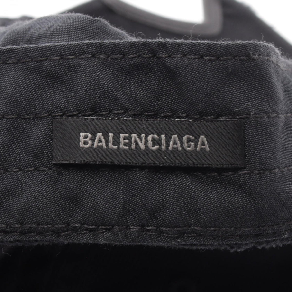 バレンシアガ DIY METAL ロゴ刺繍 ダメージ加工 キャップ ブラック系 財布・小物 BALENCIAGA