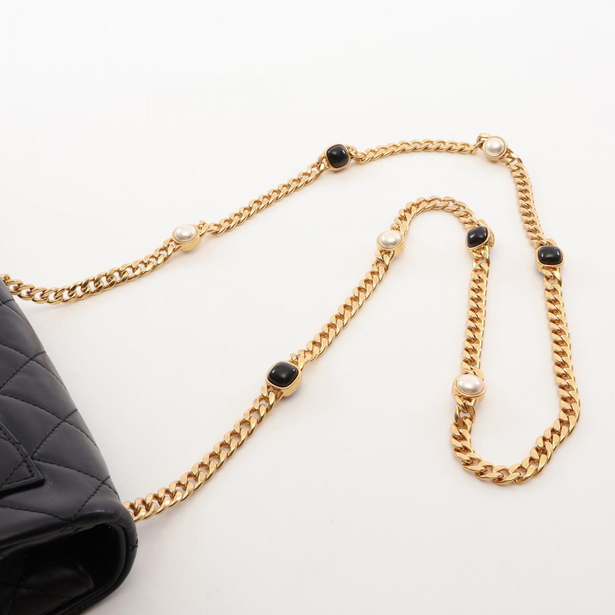 シャネル マトラッセ ショルダーバッグ ブラック系 バッグ CHANEL