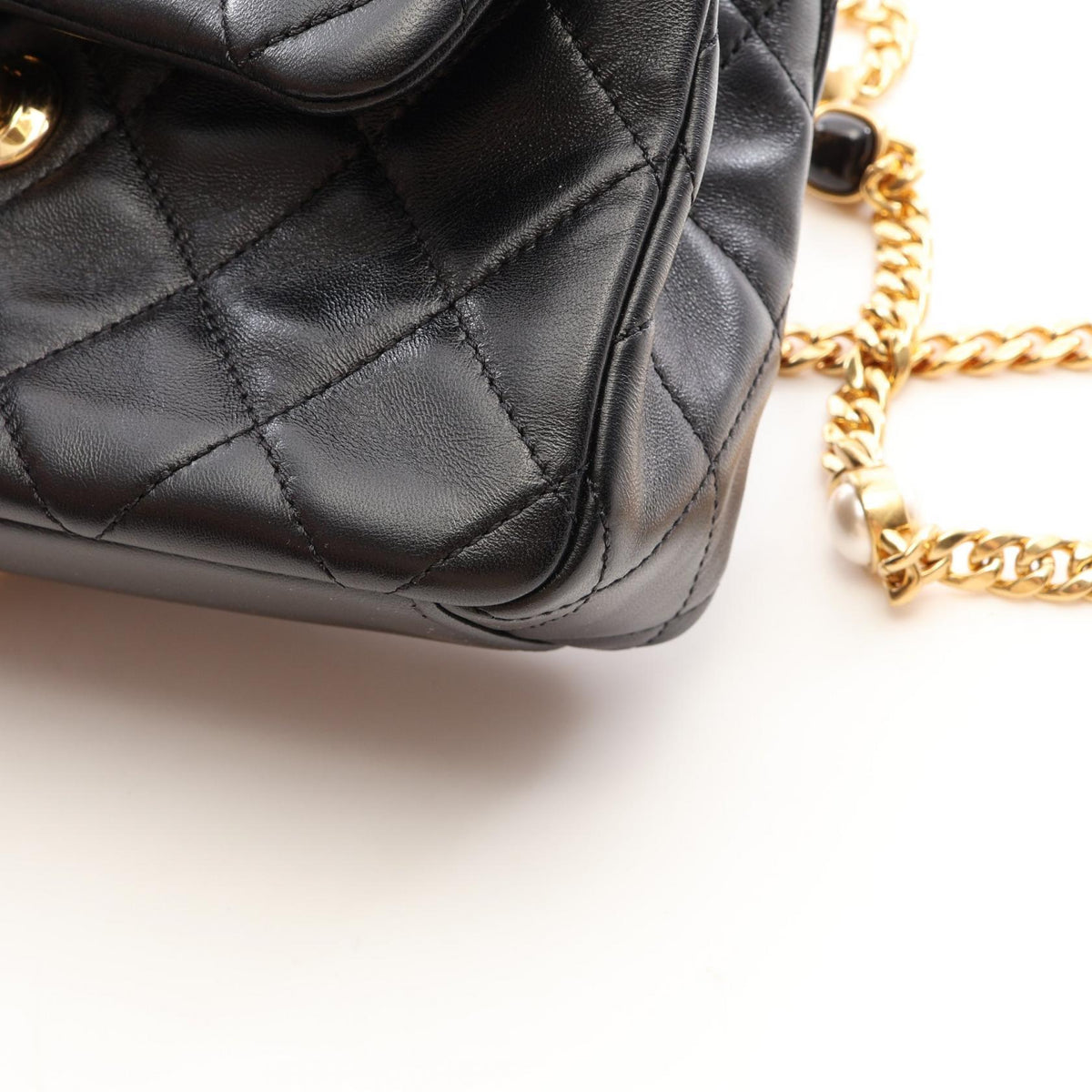 シャネル マトラッセ ショルダーバッグ ブラック系 バッグ CHANEL