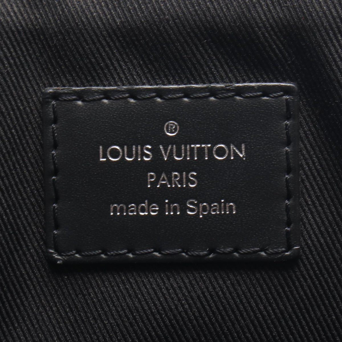 ルイ・ヴィトン ディストリクトPM NM モノグラムエクリプス ショルダーバッグ ブラック系 バッグ LOUIS VUITTON