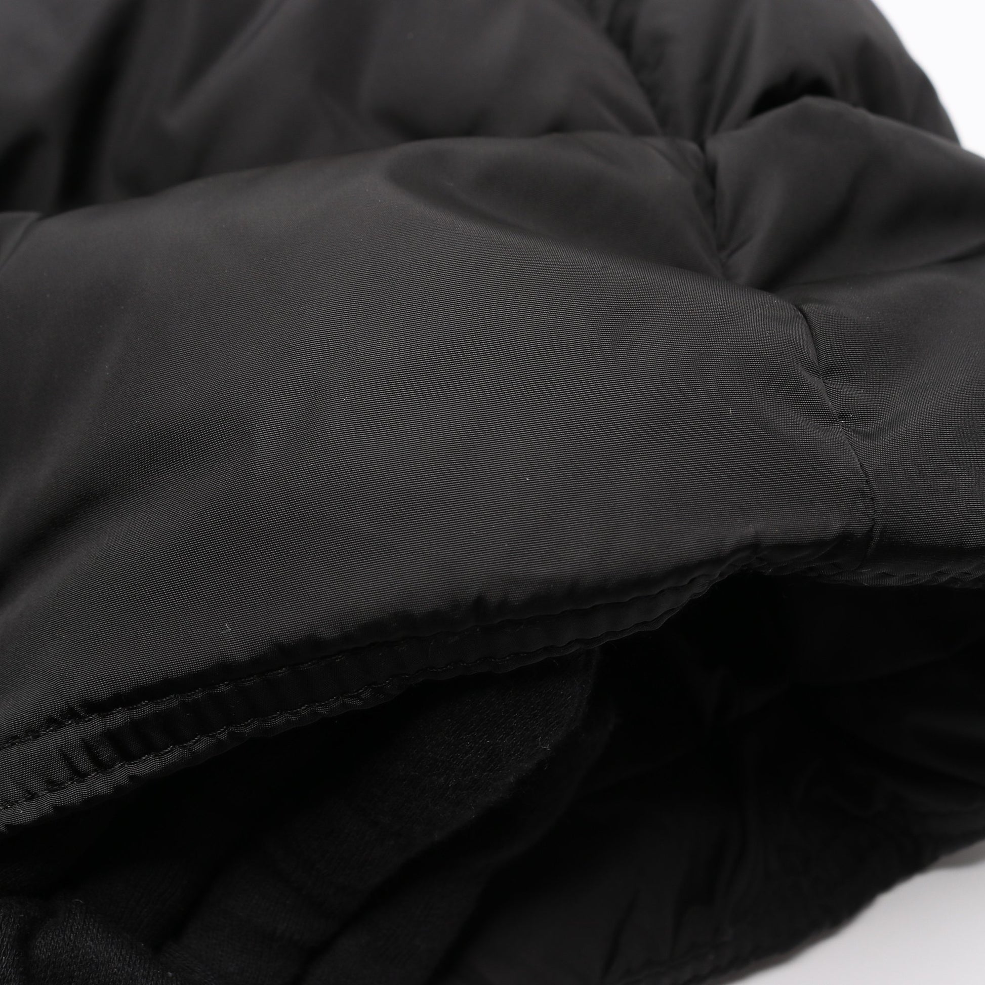 CLIO ダウンジャケット ナイロン ブラック フード付き モンクレール アウター MONCLER