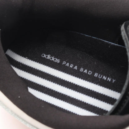 アディダス adidas × Bad Bunny Gazelle Indoor スニーカー ホワイト系 ブラック系