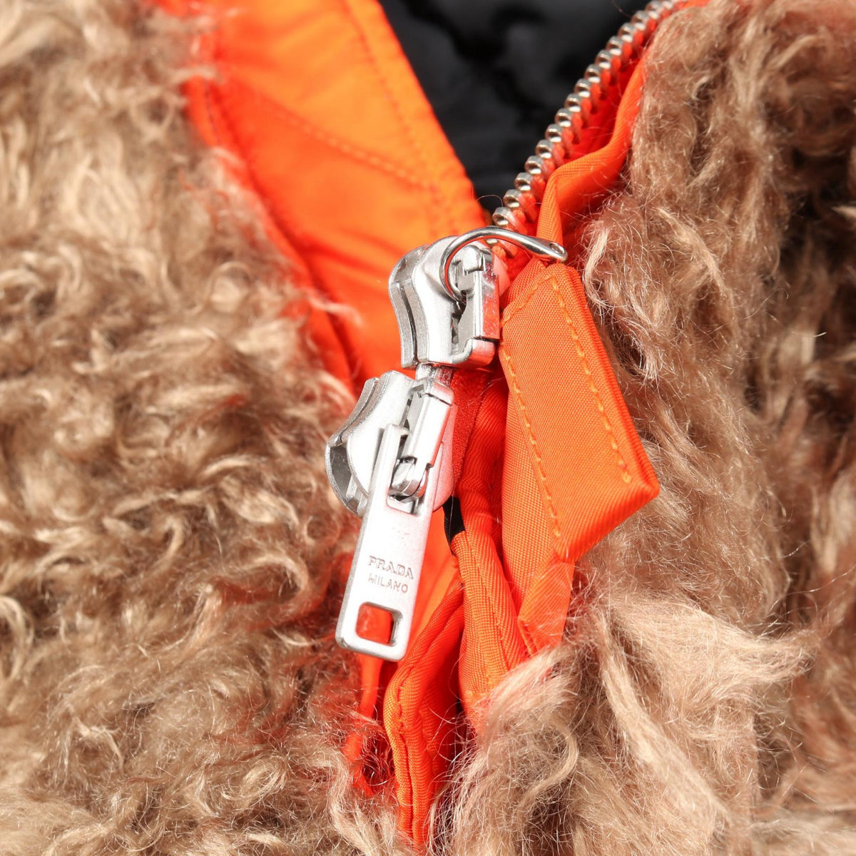 プラダ Re-Nylon MA-1 その他コート レッド系