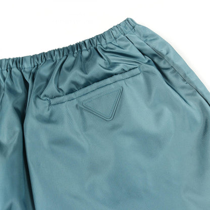 プラダ Re-Nylon パンツ グリーン系 ボトムス PRADA