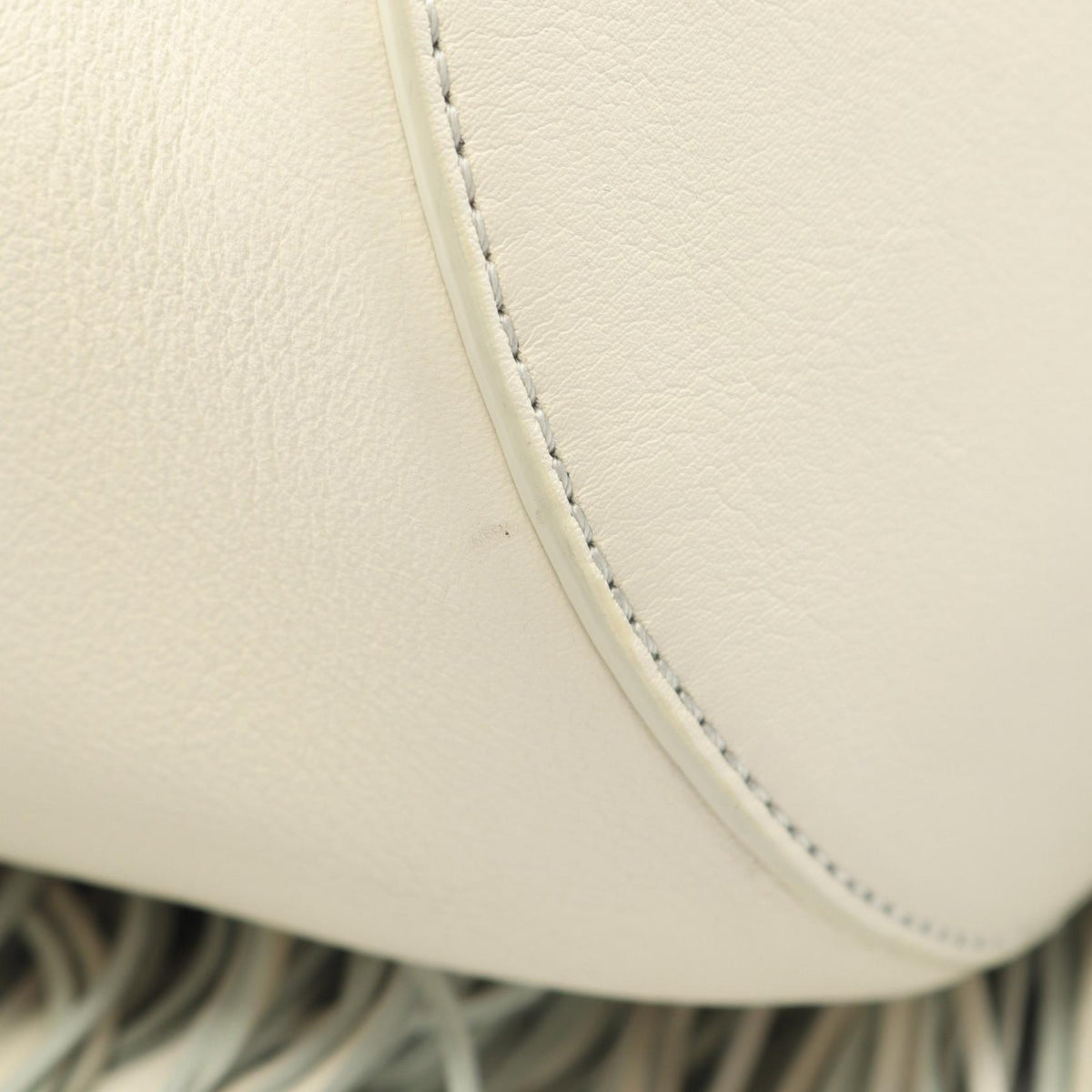 ジェイアンドエムデヴィッドソン MEDIUM FRINGE CARNIVAL フリンジカーニバル ハンドバッグ ホワイト系