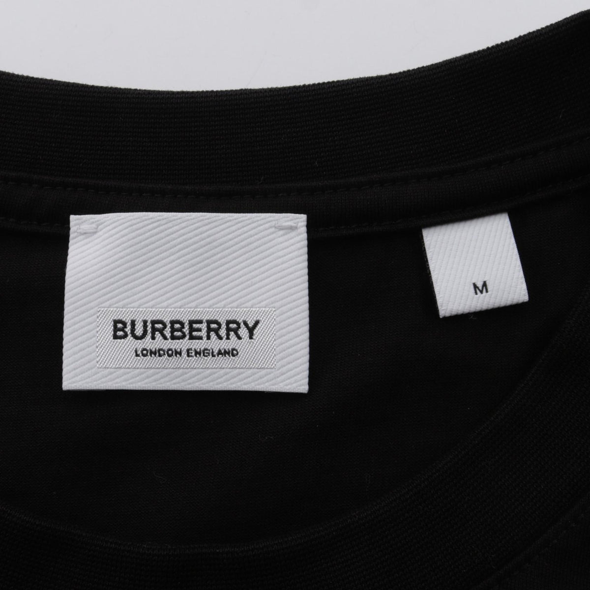 バーバリー チェック ポケット付き 半袖Tシャツ ブラック系 トップス BURBERRY