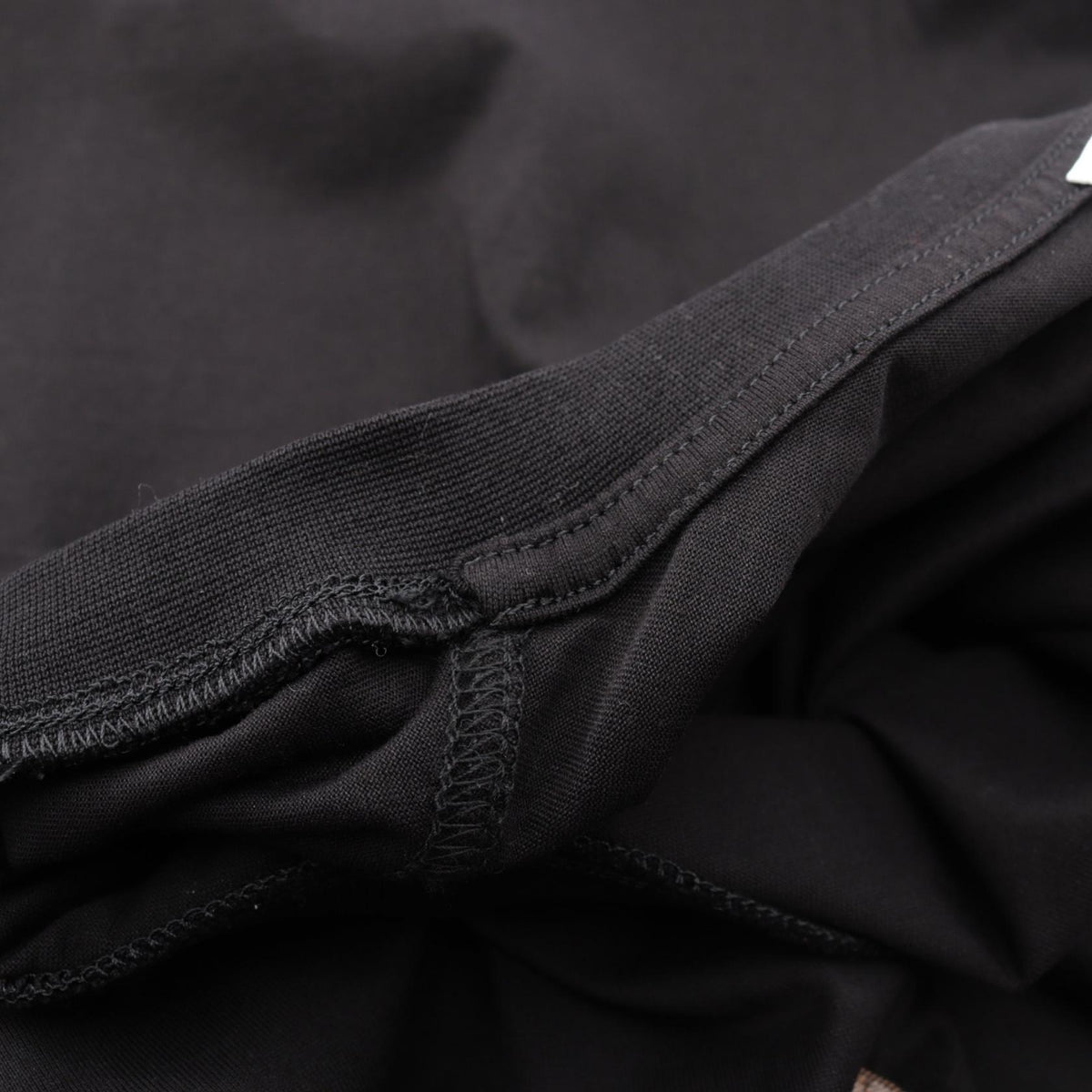 バーバリー チェック ポケット付き 半袖Tシャツ ブラック系 トップス BURBERRY